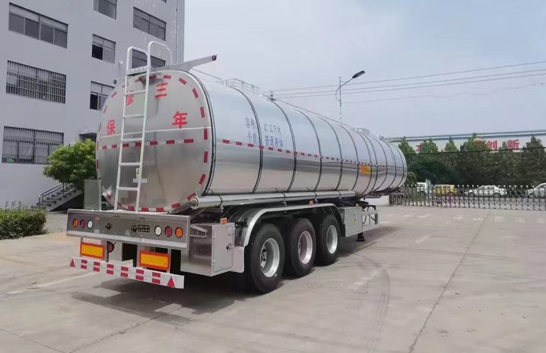 The purpose and main structure of aluminum alloy oil tank trailer（2）